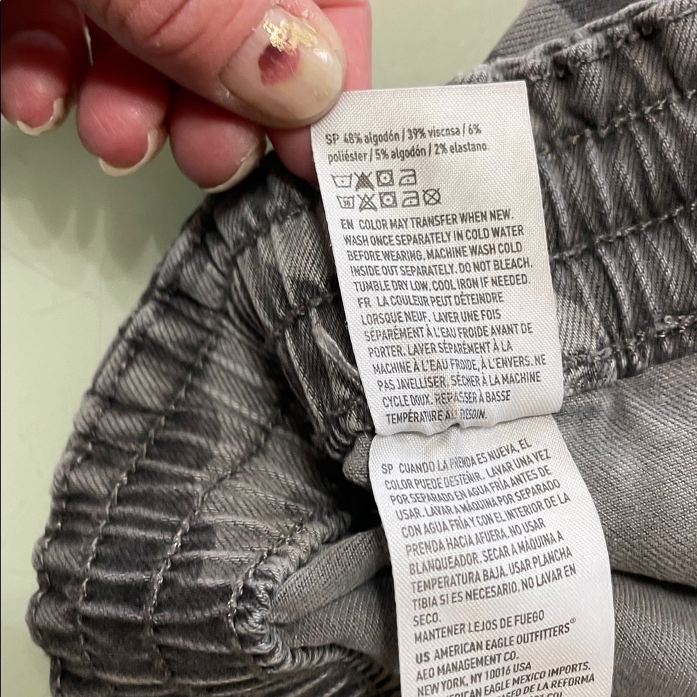 American Eagle Gray Jogger Pants - Picture 11 of 15